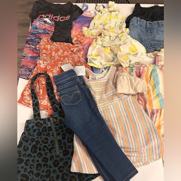 Large baby bundle of 18 months clothing - Picture 2 of 4